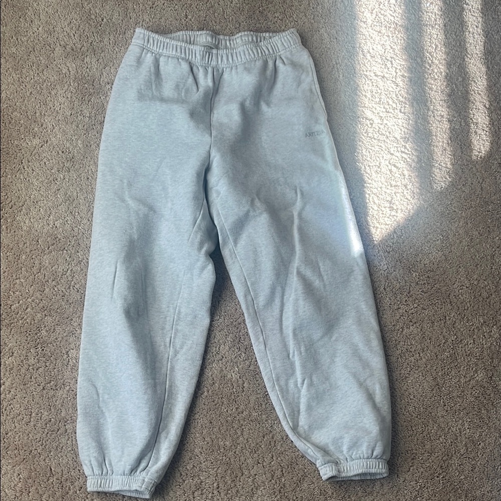 Aritzia Heather Grey Sweatpants